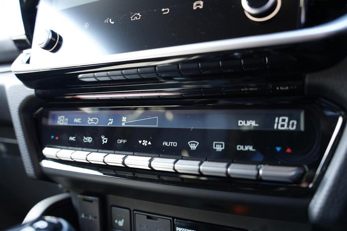 2025 Isuzu MU-X LS-T