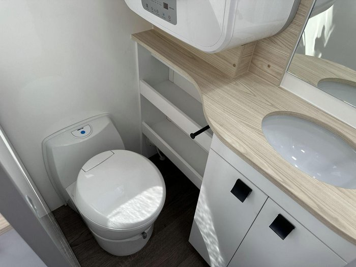 2025 Windsor Daintree