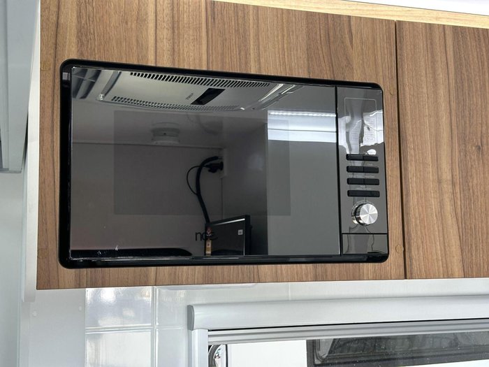 2025 Windsor Daintree