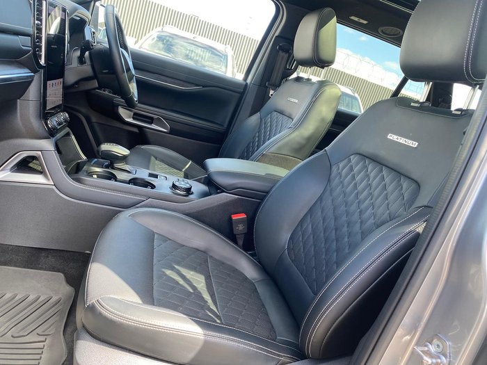 2024 Ford Everest Platinum