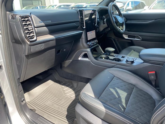 2024 Ford Everest Platinum