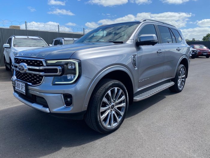 2024 Ford Everest Platinum