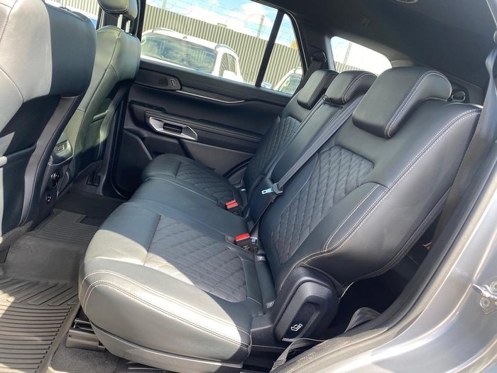 2024 Ford Everest Platinum