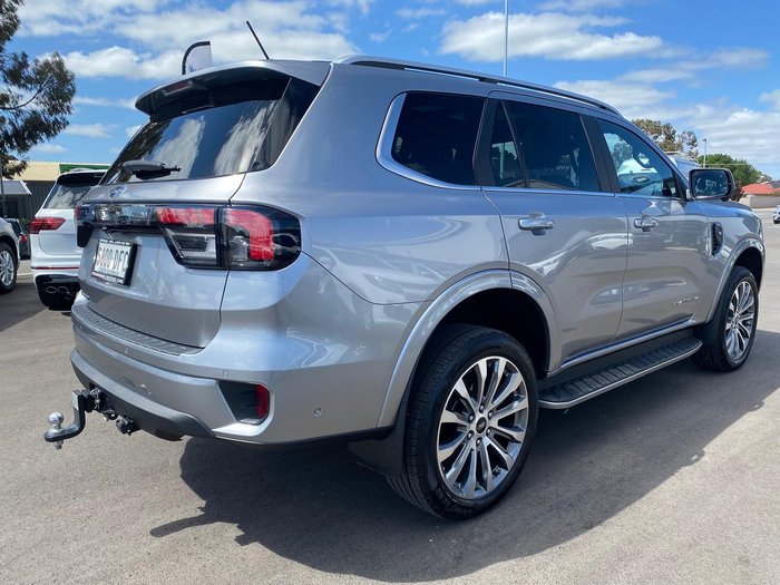 2024 Ford Everest Platinum