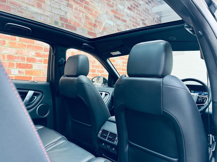 2021 Land Rover Discovery Sport P250 R-Dynamic SE L550 MY21 4X4 Constant White