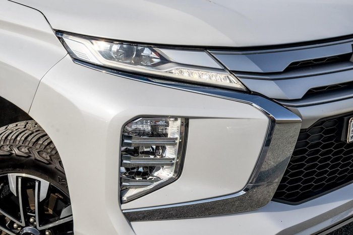 2021 Mitsubishi Pajero Sport GLS