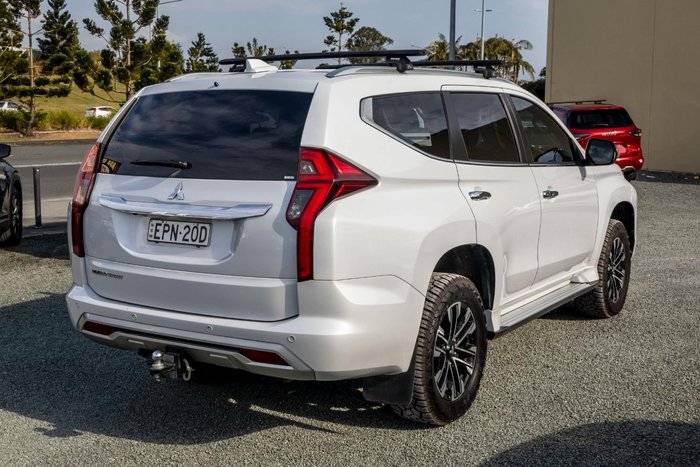 2021 Mitsubishi Pajero Sport GLS