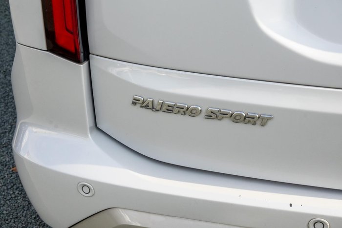 2021 Mitsubishi Pajero Sport GLS