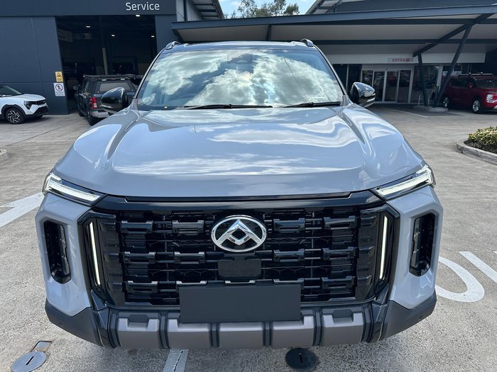 2025 LDV D90 Executive