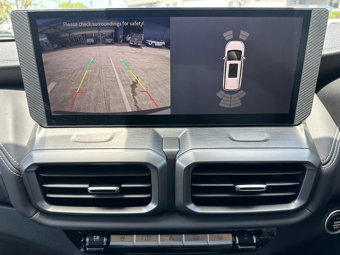 2025 LDV D90 Executive