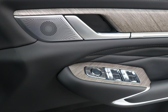 2025 GWM Tank 500 Ultra Hi4-T PHEV