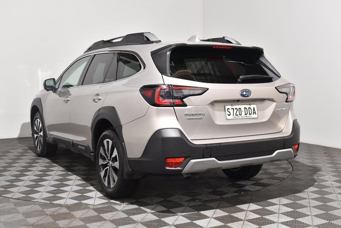 2024 Subaru Outback AWD Touring