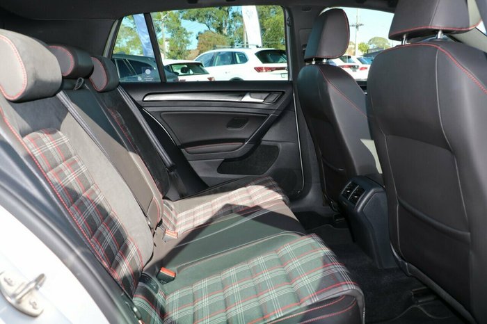 2015 Volkswagen Golf GTI Performance