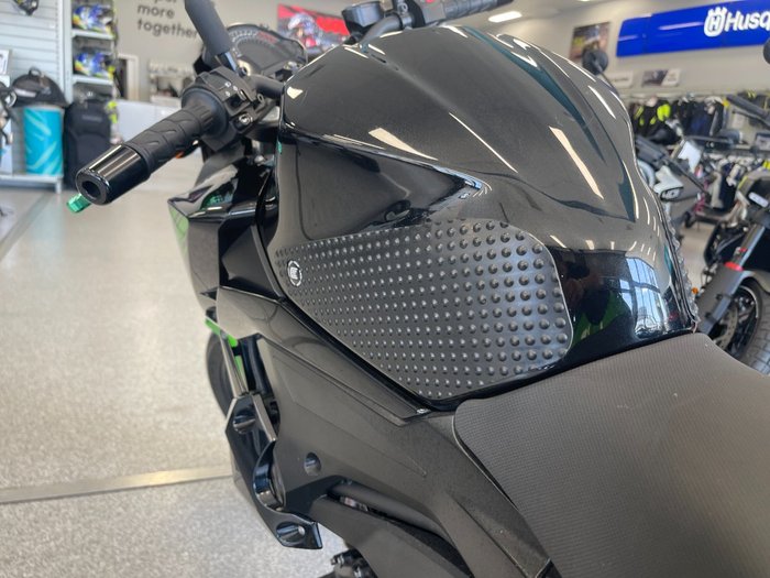 2019 Kawasaki Z400 BLACK