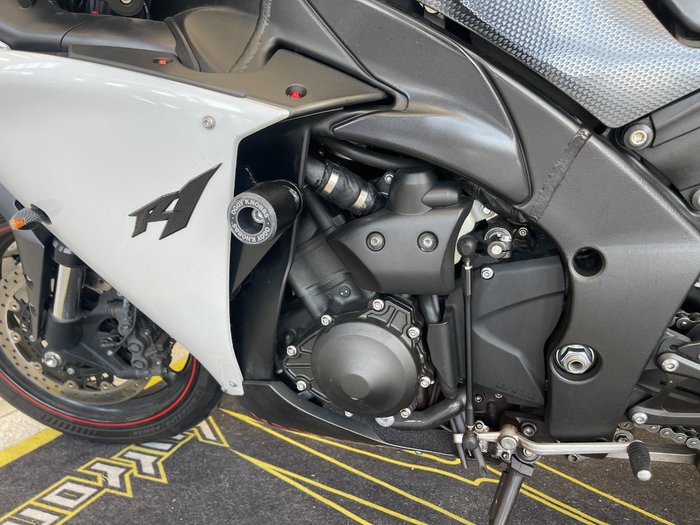 2014 Yamaha YZF-R1
