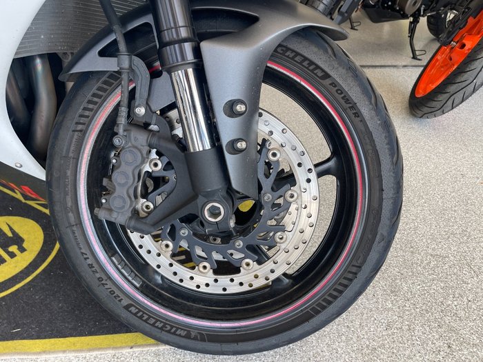 2014 Yamaha YZF-R1