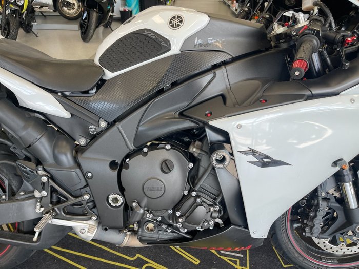 2014 Yamaha YZF-R1