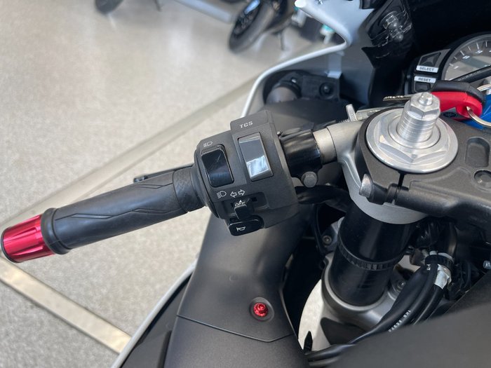 2014 Yamaha YZF-R1