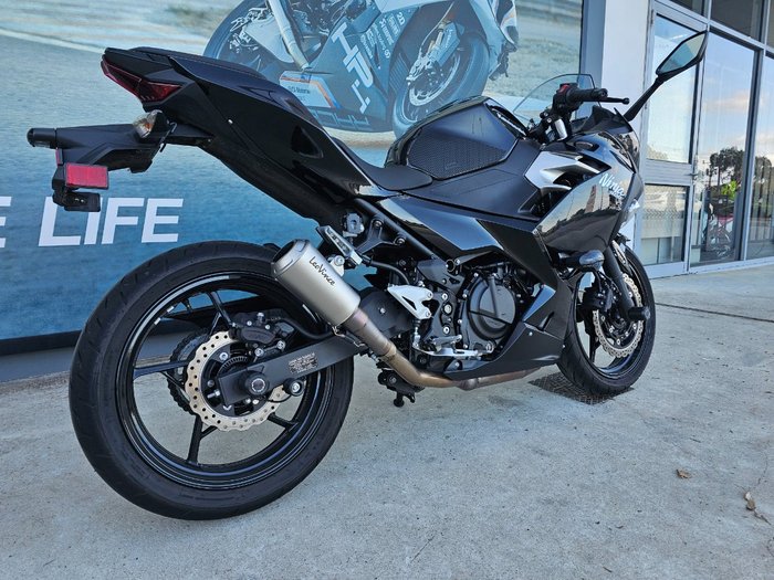 2021 Kawasaki NINJA 400 Black