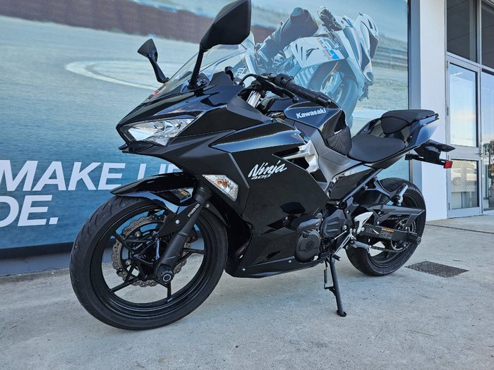 2021 Kawasaki NINJA 400 Black