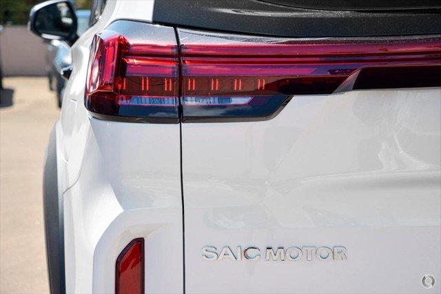 2025 LDV D90 Executive