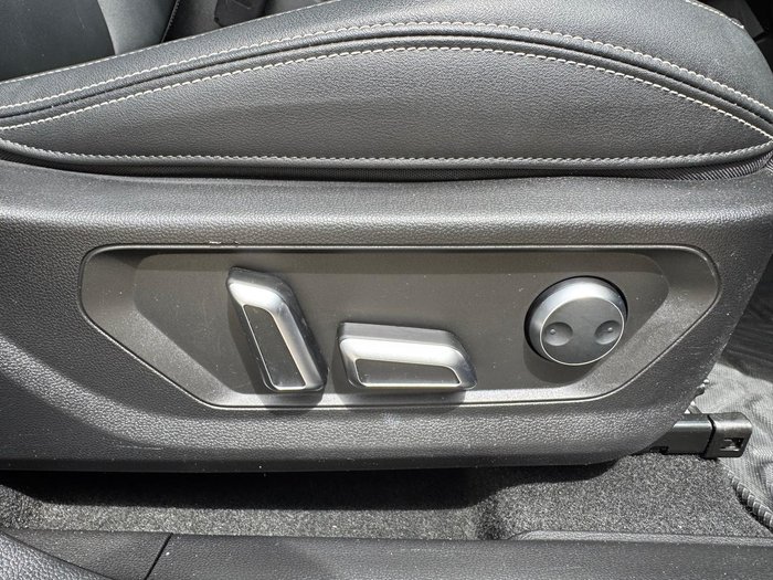 2022 GWM Haval H6 Lux B01 Burgundy Red