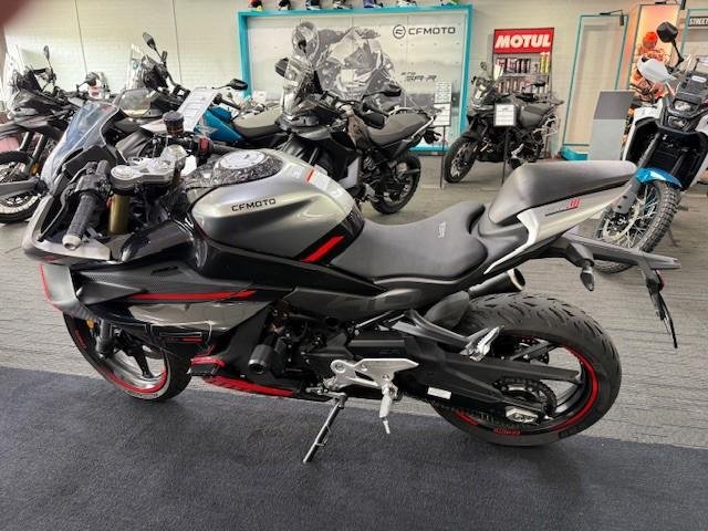 2024 CFMOTO 450SR ABS SR Black