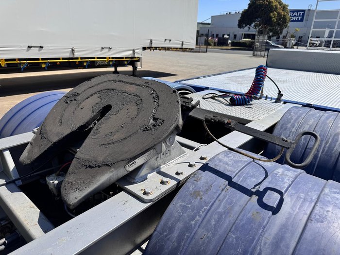 2007 Krueger St3 Lead A 12 Pallet Drop Deck Semi