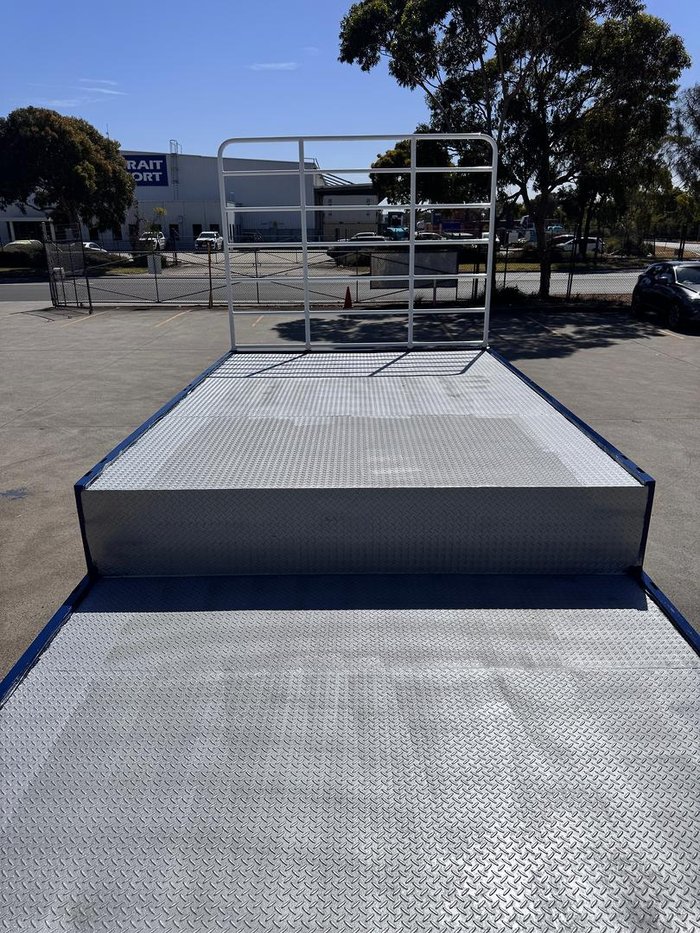 2007 Krueger St3 Lead A 12 Pallet Drop Deck Semi