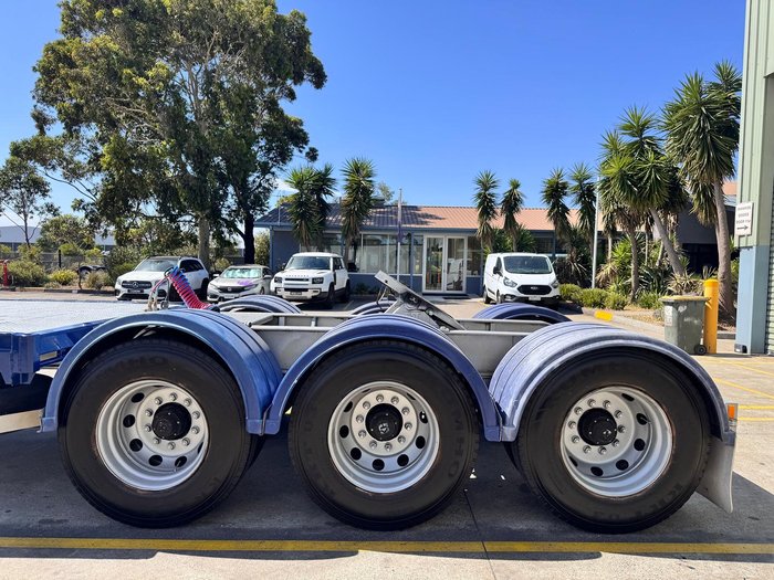 2007 Krueger St3 Lead A 12 Pallet Drop Deck Semi