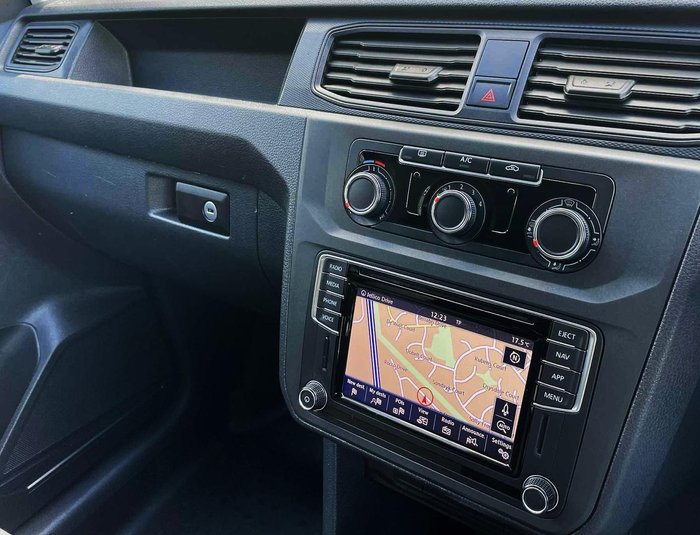 2019 Volkswagen Caddy TSI220