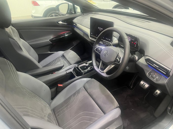 2025 Volkswagen ID.4 Pro