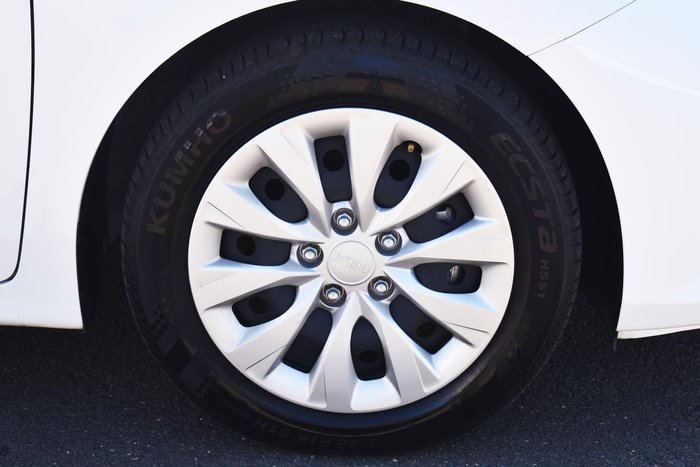 2024 Kia Cerato S BD MY24 White