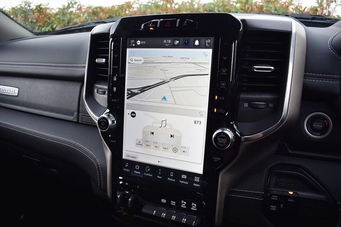 2023 RAM 2500 Laramie Rambox