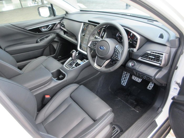 2025 Subaru Outback AWD Touring XT
