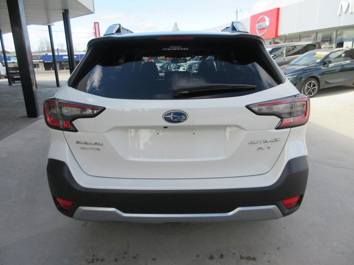 2025 Subaru Outback AWD Touring XT