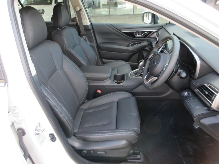2025 Subaru Outback AWD Touring XT