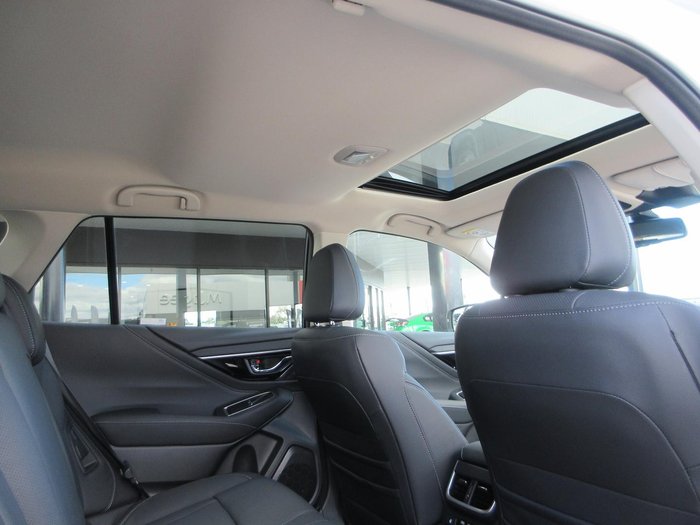 2025 Subaru Outback AWD Touring XT