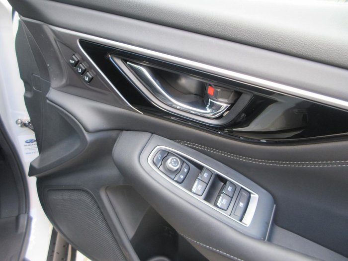2025 Subaru Outback AWD Touring XT