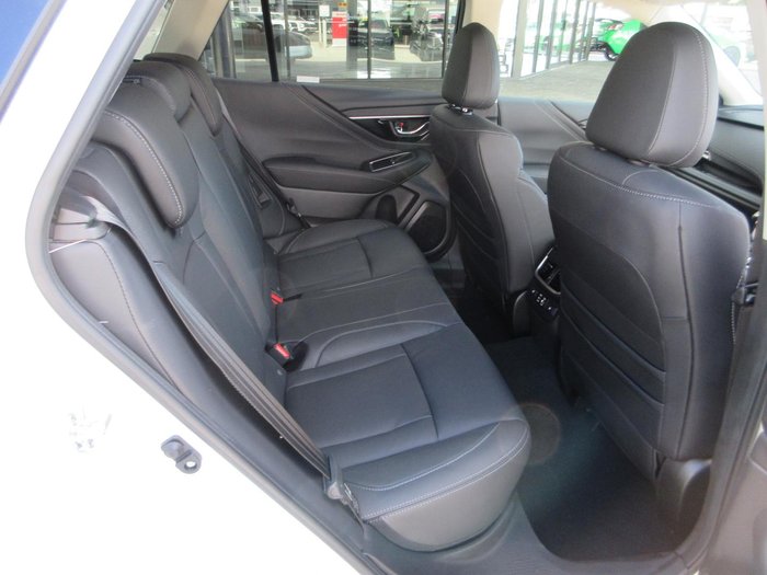 2025 Subaru Outback AWD Touring XT