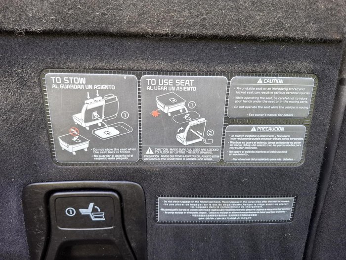 2021 Kia Carnival SLi