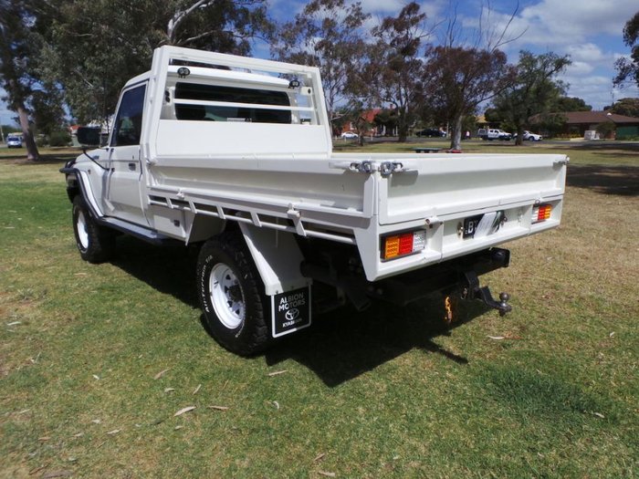 2021 Toyota Landcruiser Workmate