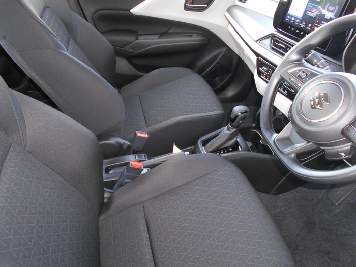 2026 SUZUKI SWIFT HYBRID