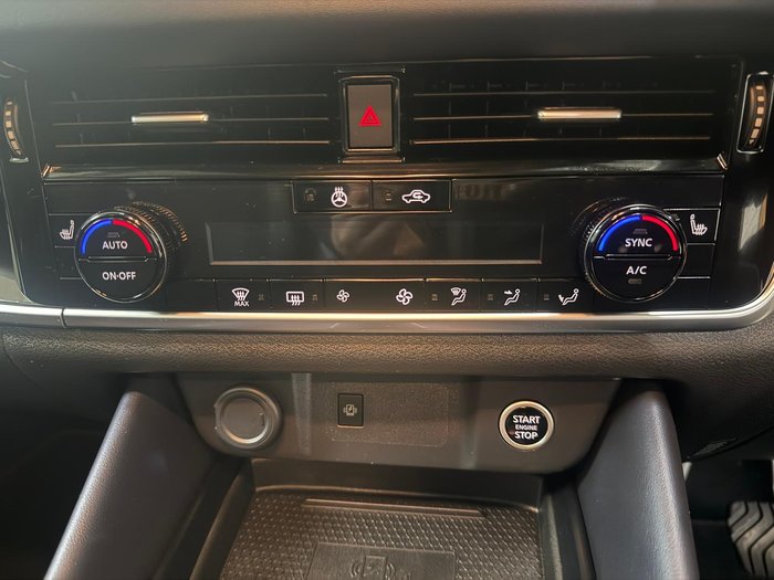 2024 Nissan QASHQAI ST-L J12 MY24 Ivory Pearl with Pearl Black Roof