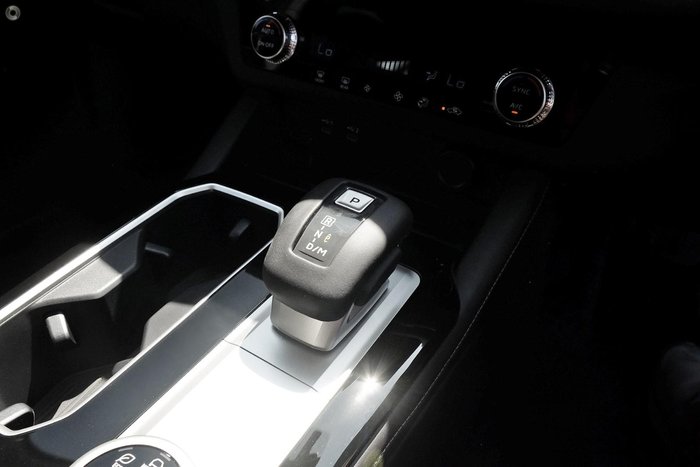 2025 Mitsubishi Outlander LS