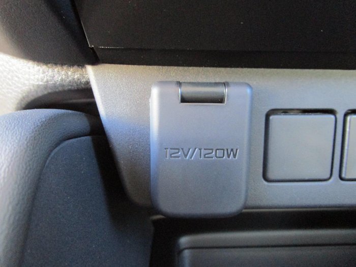 2025 Isuzu MU-X LS-M