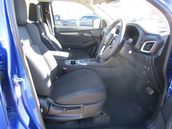 2025 Isuzu MU-X LS-M