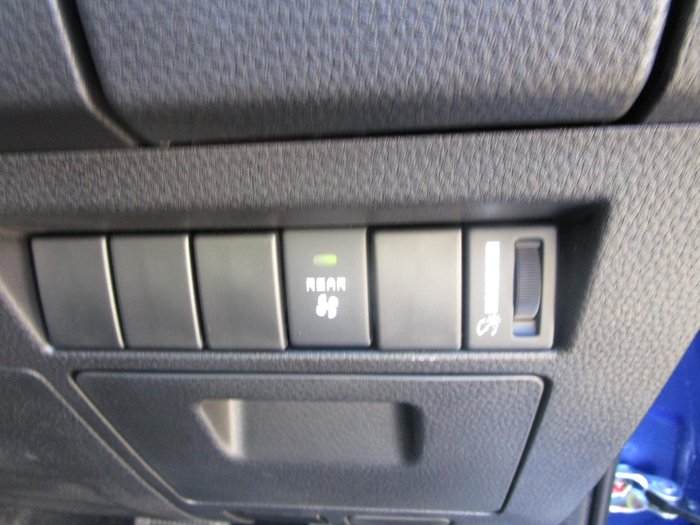 2025 Isuzu MU-X LS-M