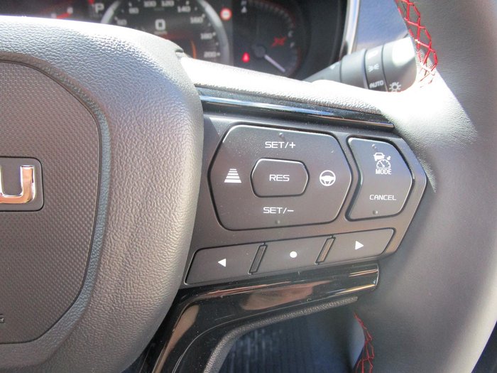 2025 Isuzu D-MAX X-TERRAIN