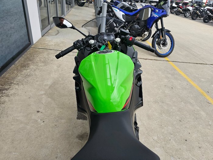 2021 Kawasaki NINJA 400 Green